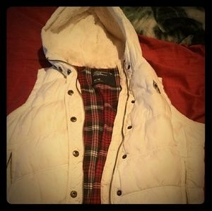 American Eagle vest